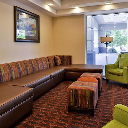 Hampton Inn Idaho Falls / Airport Exterior photo