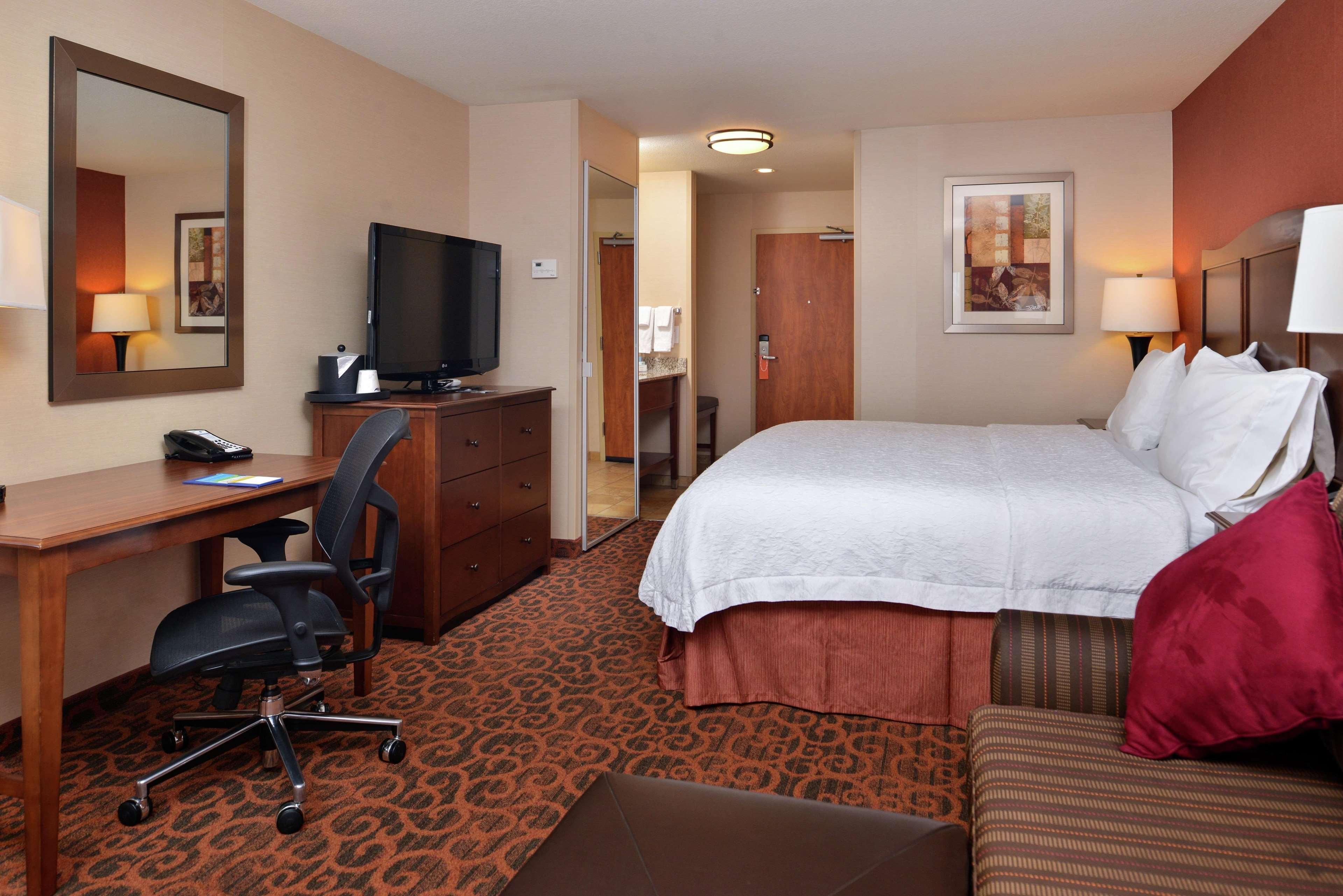 Hampton Inn Idaho Falls / Airport Exterior photo