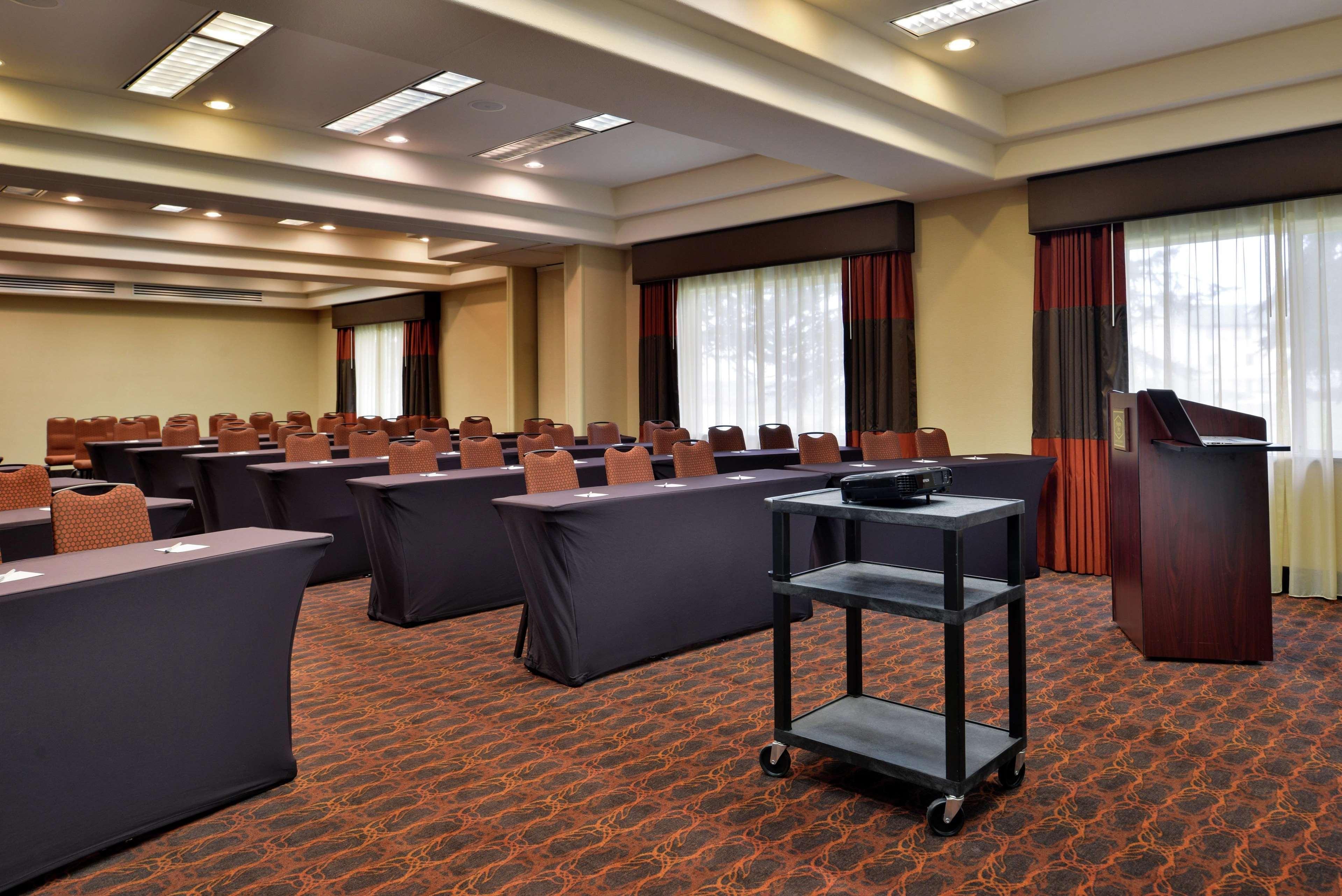 Hampton Inn Idaho Falls / Airport Exterior photo