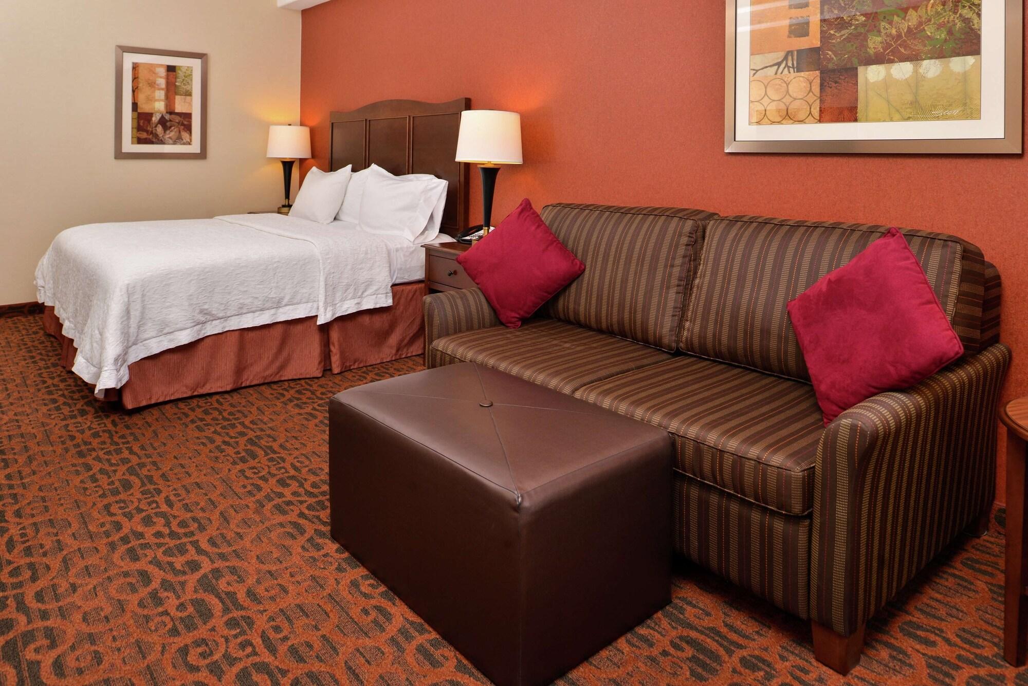Hampton Inn Idaho Falls / Airport Exterior photo