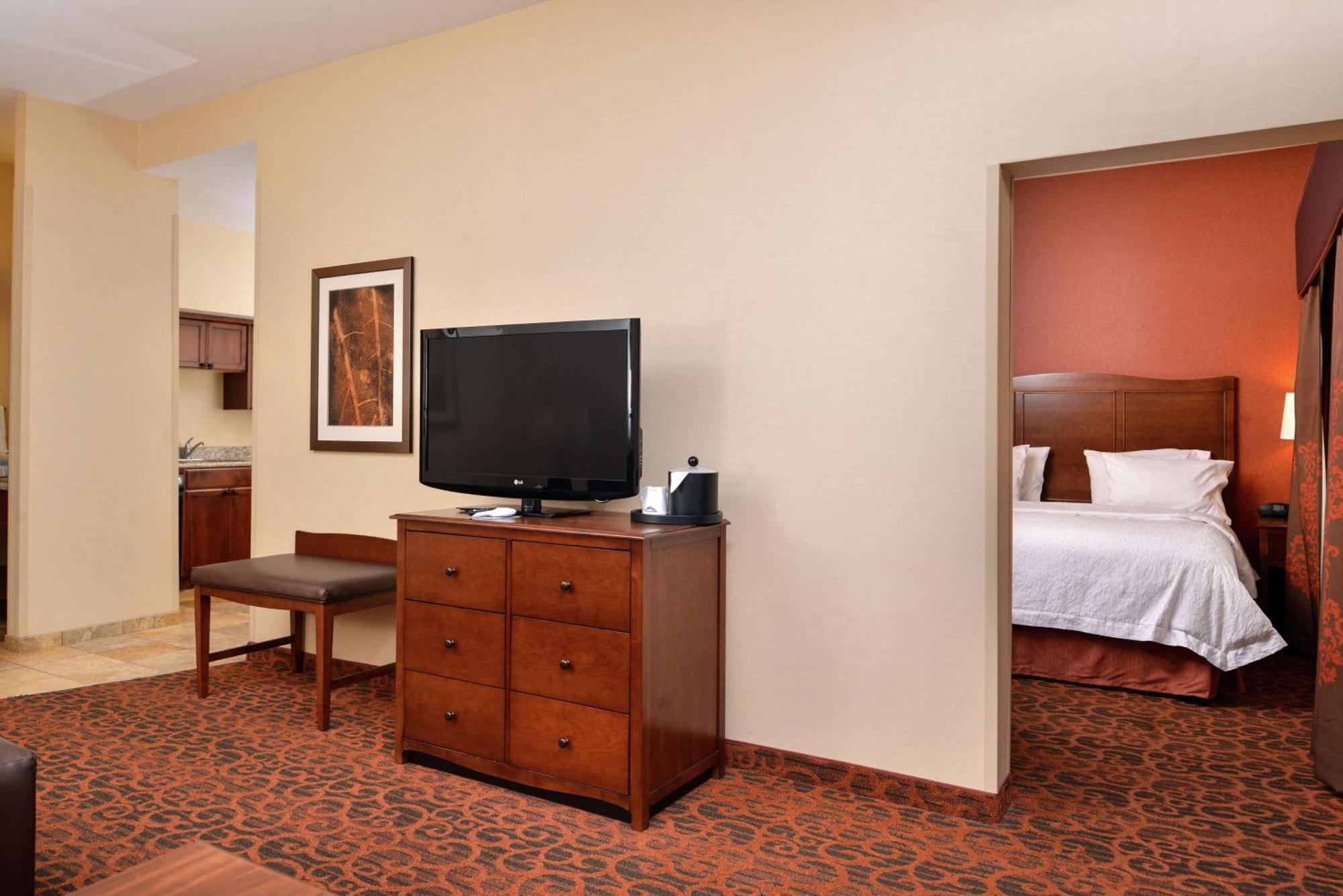 Hampton Inn Idaho Falls / Airport Exterior photo